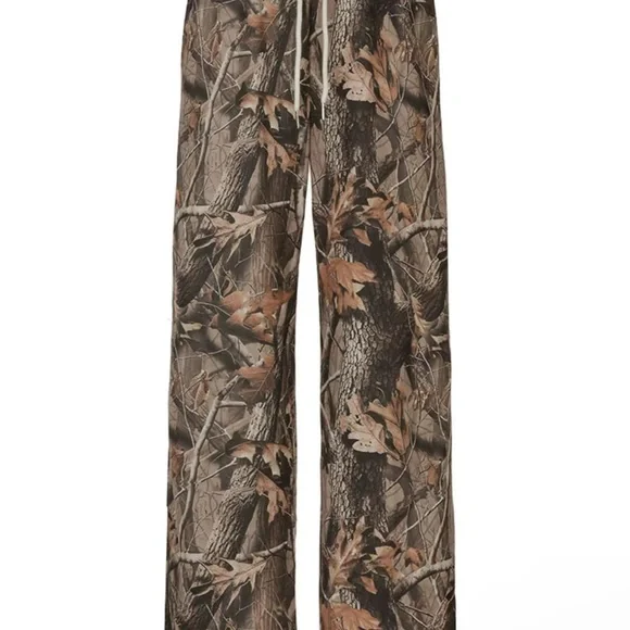 Camouflage Women's Pants - Picture 2 of 4